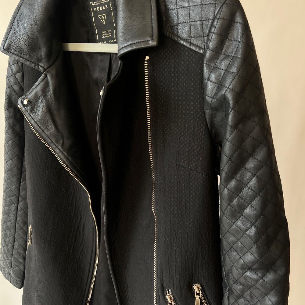 Guess jacket - Picture 3 of 3